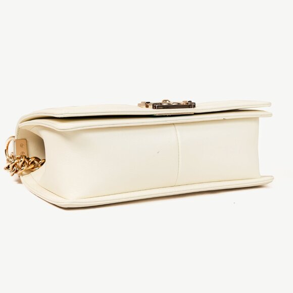 Chanel Medium Boy Creme Chevron Lambskin Flap Shoulder Bag - Picture 5 of 13